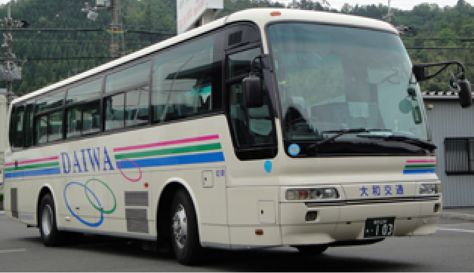 大型バス 外観